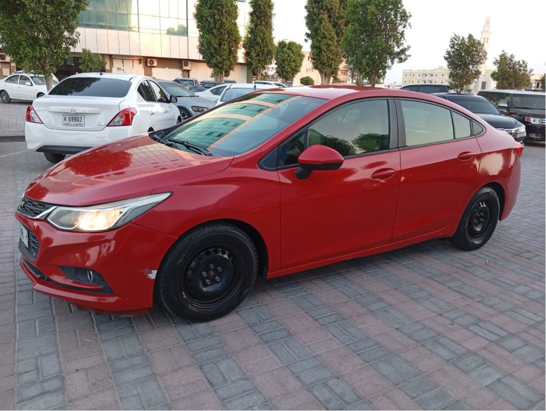 Chevrolet Cruze - Image 11
