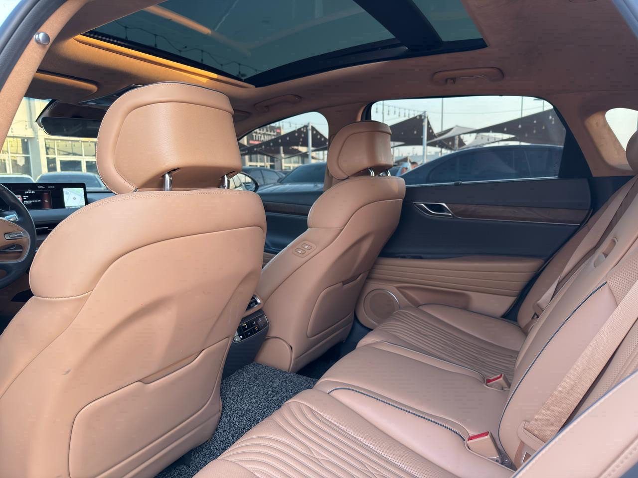 Genesis G 80 - Image 12