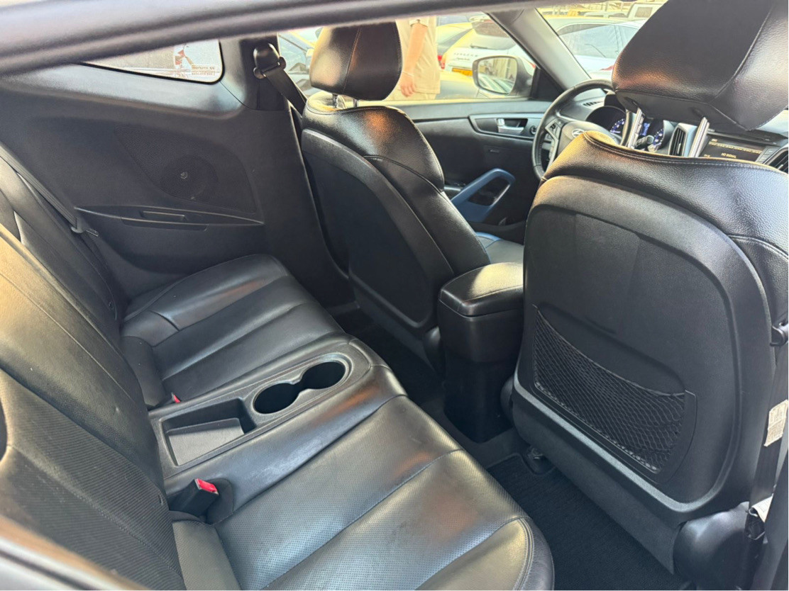 Hyundai Veloster - Image 6