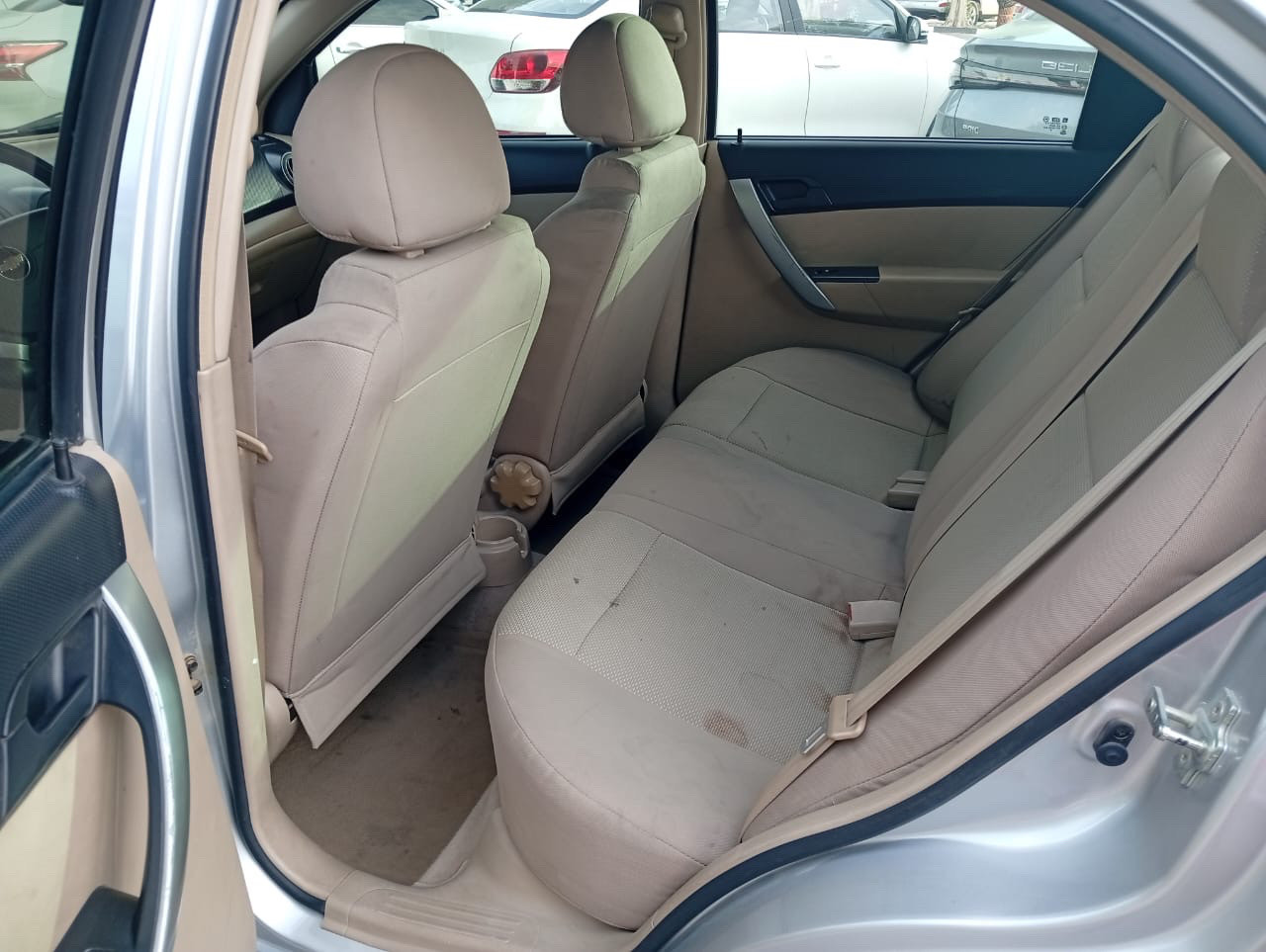 Chevrolet Aveo - Image 10