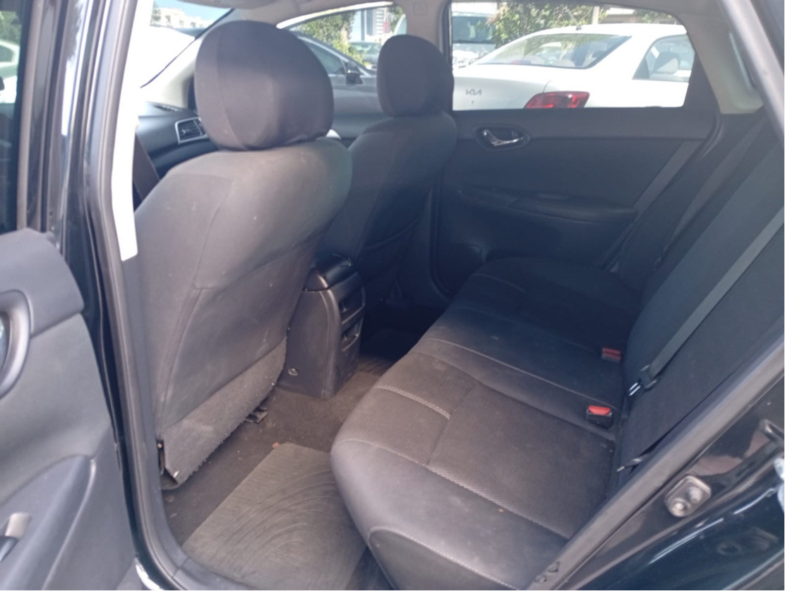 Nissan Sentra - Image 7
