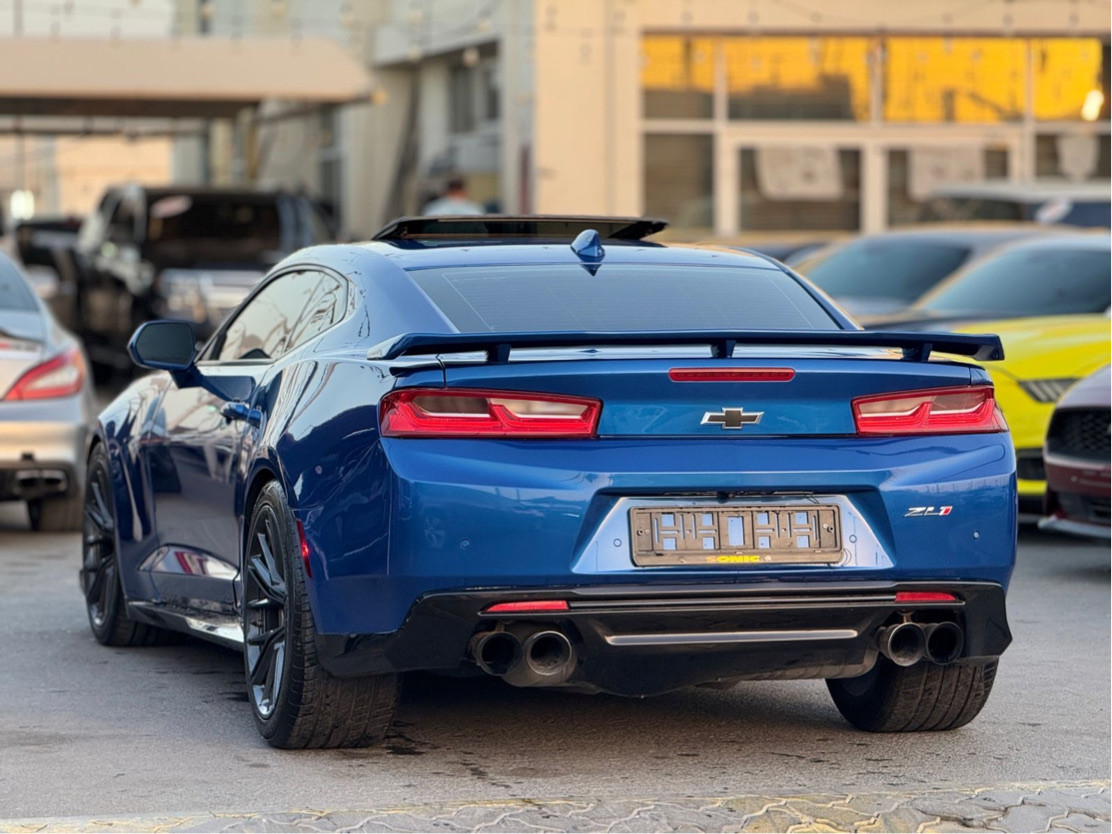 Chevrolet Camaro - Image 6
