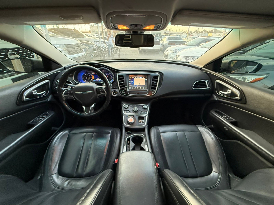 Chrysler 200/200C EV - Image 11