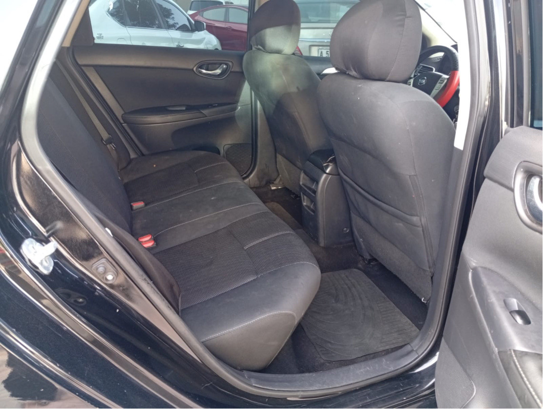 Nissan Sentra - Image 12