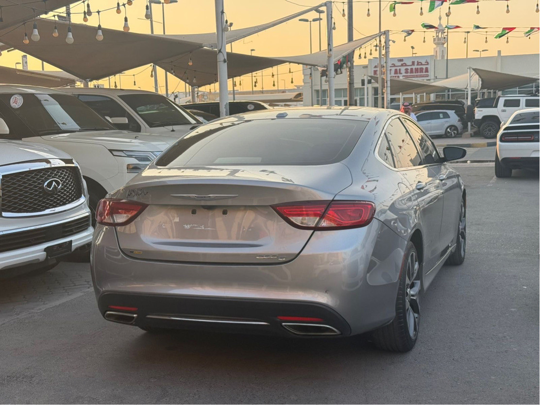 Chrysler 200/200C EV - Image 3