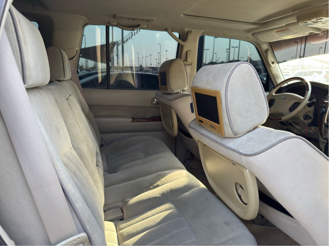 Nissan Super safari - Image 9