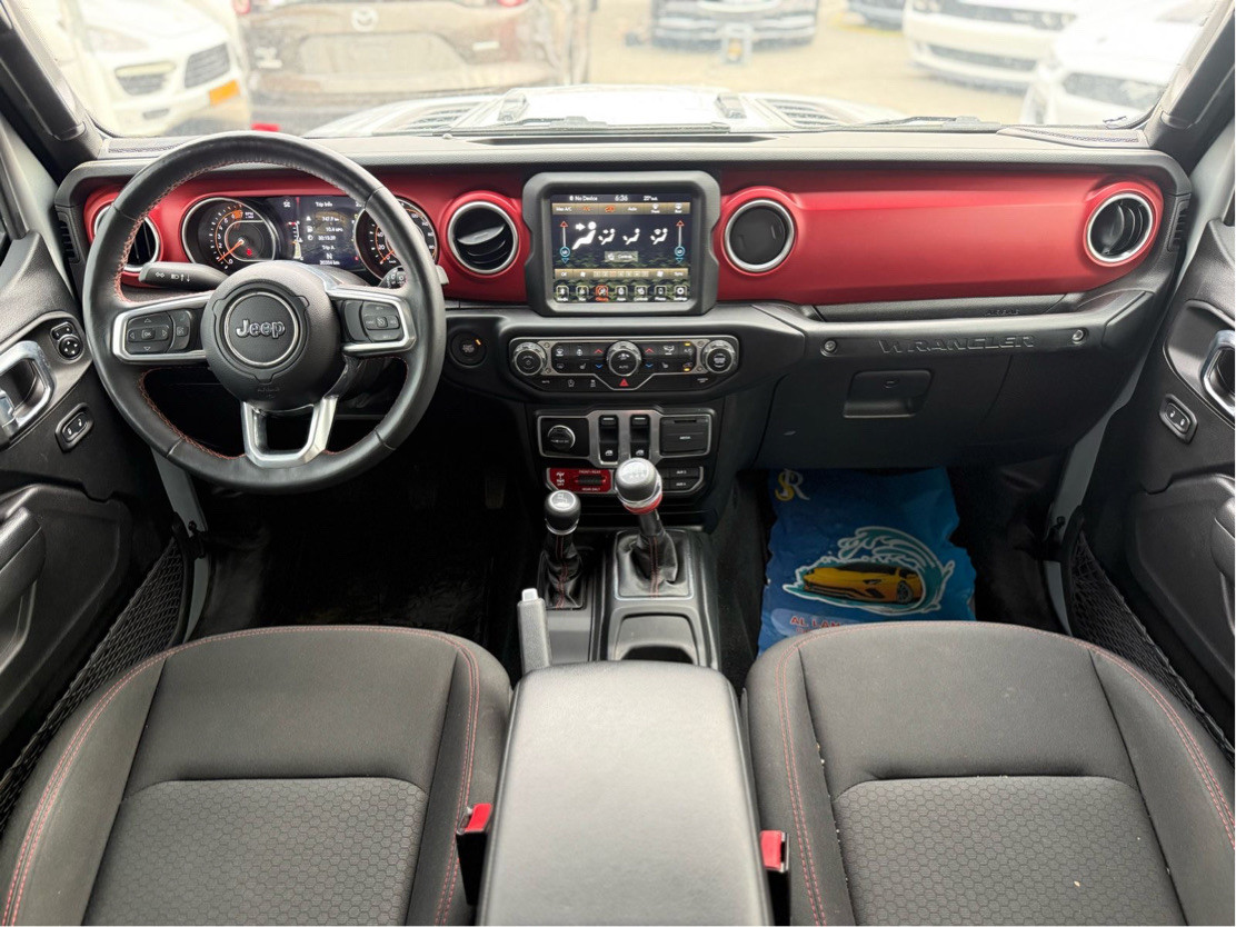 Jeep Wrangler - Image 9
