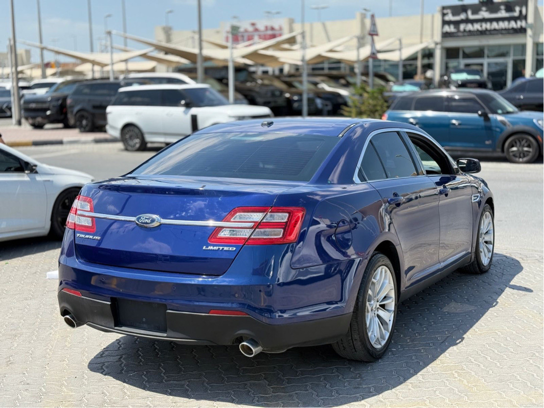 Ford Taurus - Image 7