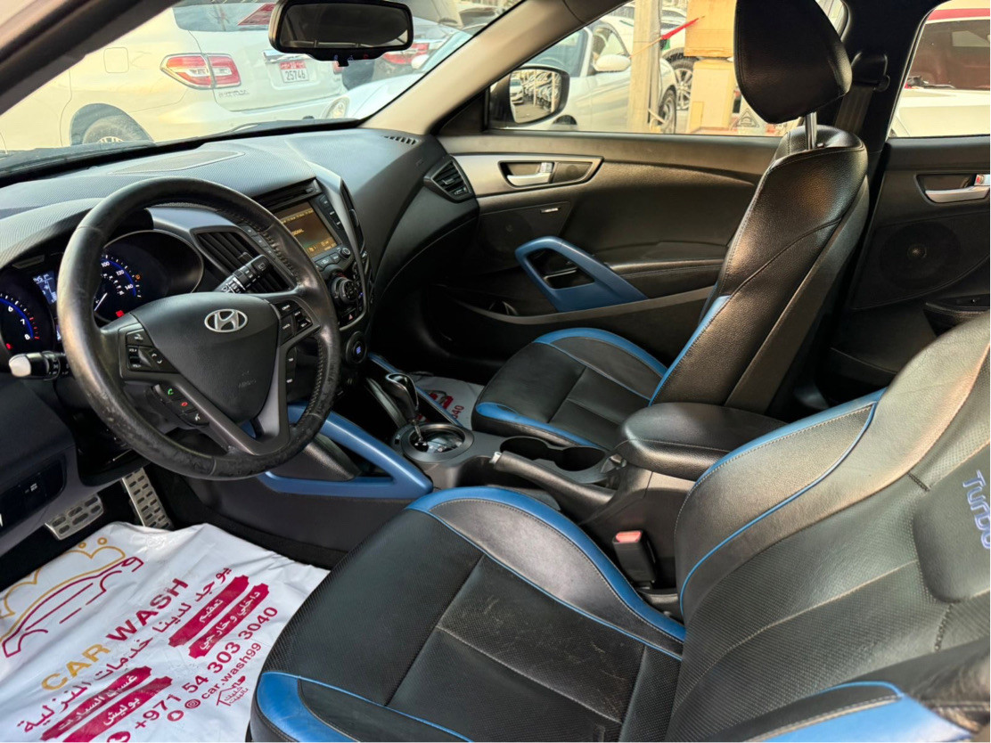 Hyundai Veloster - Image 5