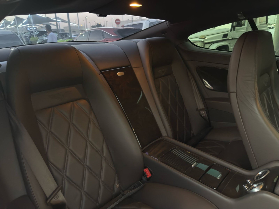 Bentley Continental GT - Image 12