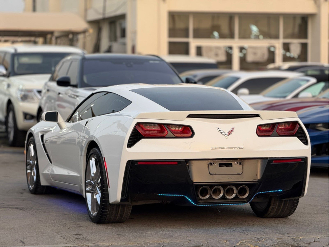 Chevrolet Corvette - Image 7