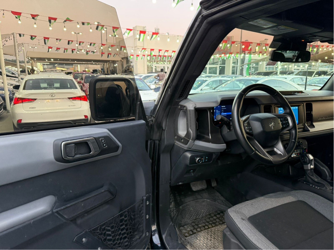 Ford Bronco - Image 7