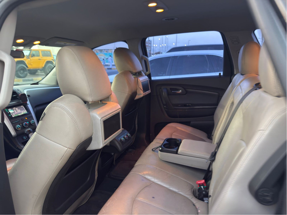 Chevrolet Traverse - Image 10