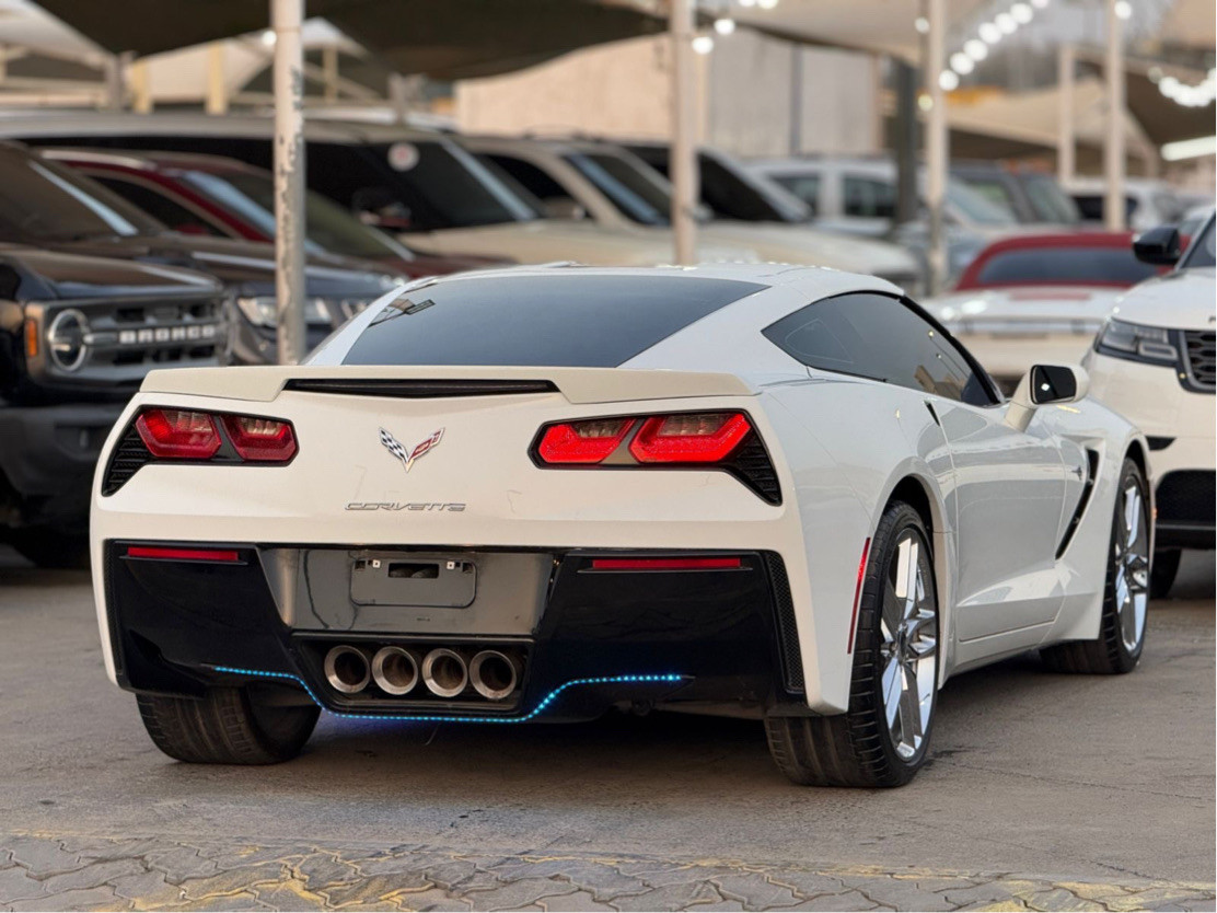 Chevrolet Corvette - Image 5