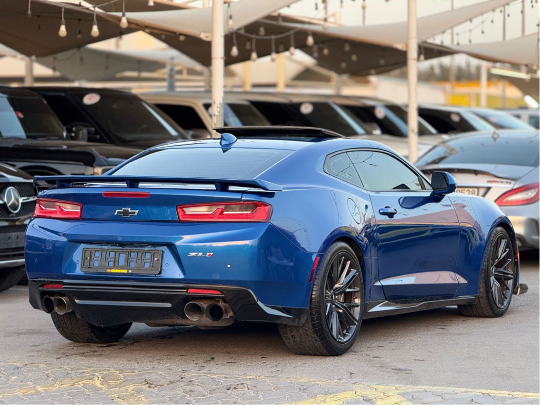 Chevrolet Camaro - Image 4