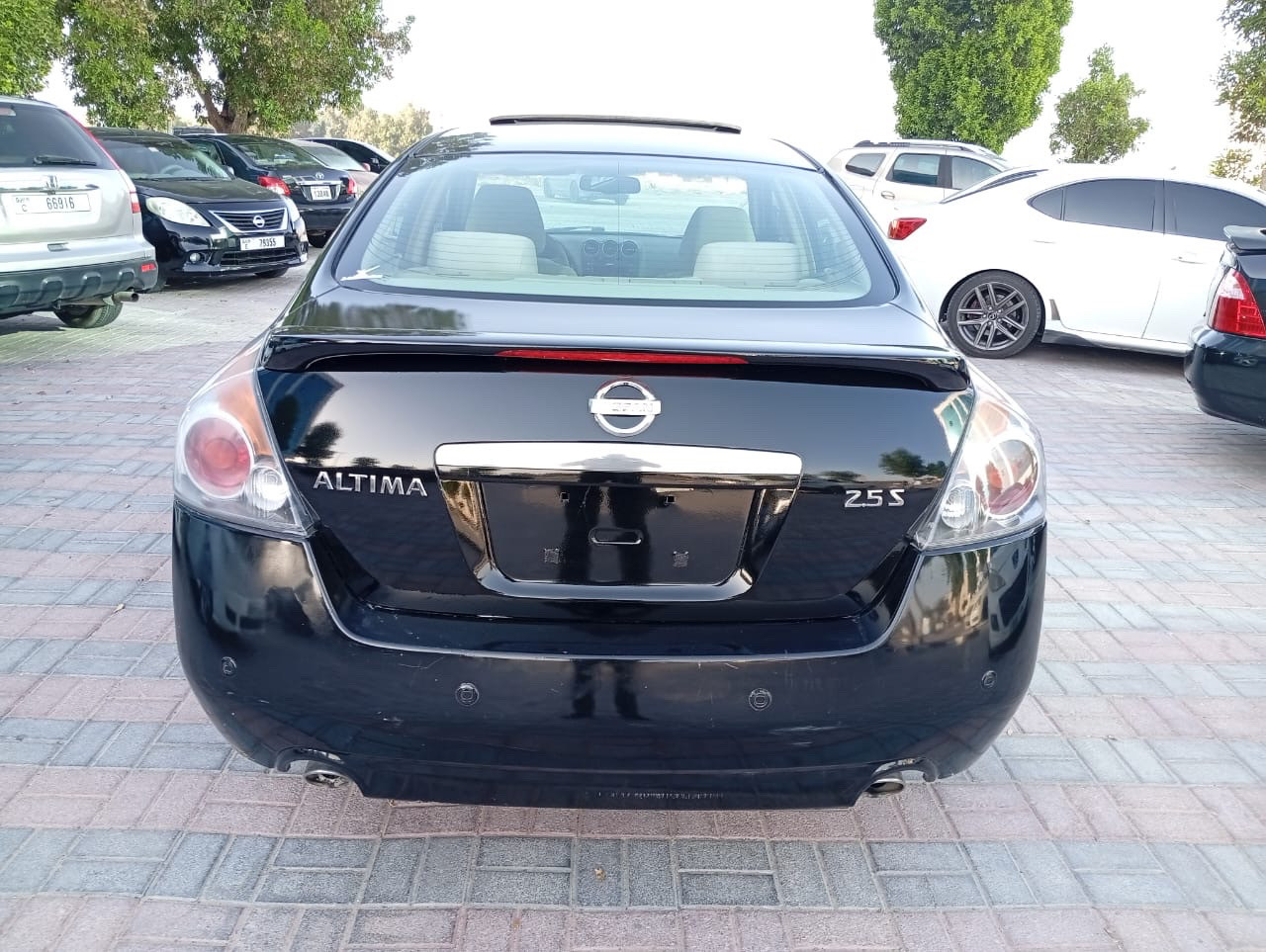 Nissan Altima - Image 3