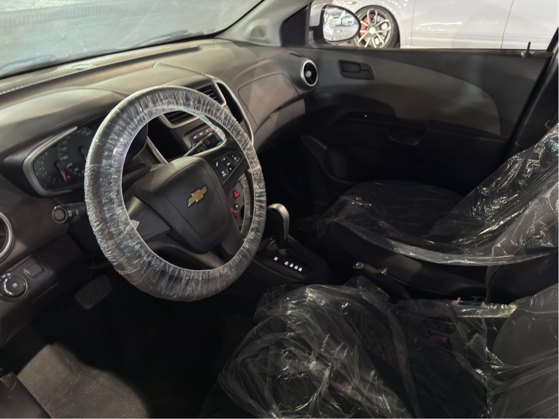 Chevrolet Aveo - Image 8