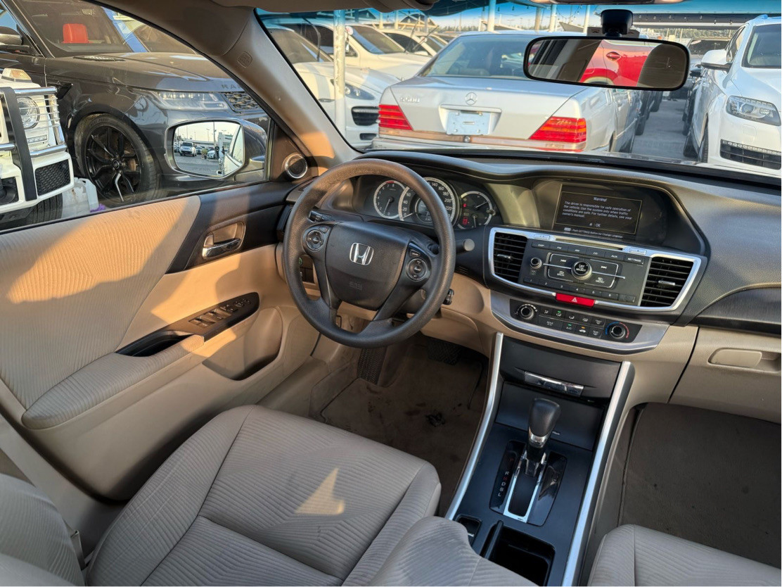 Honda Accord - Image 10