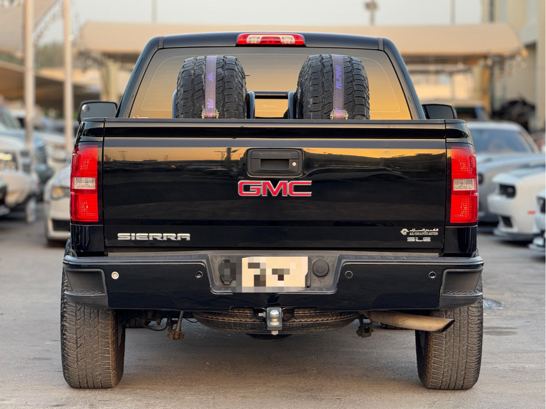 GMC Sierra - Image 7