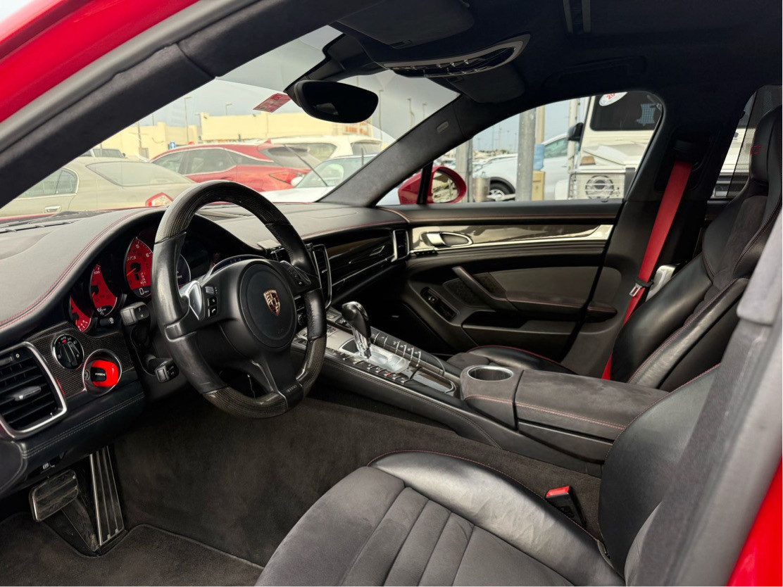 Porsche Panamera - Image 8