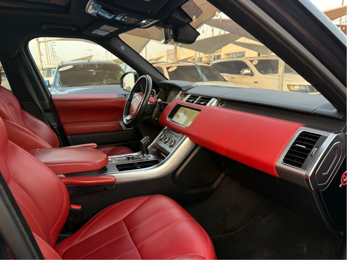 Range Rover Sport - Image 13