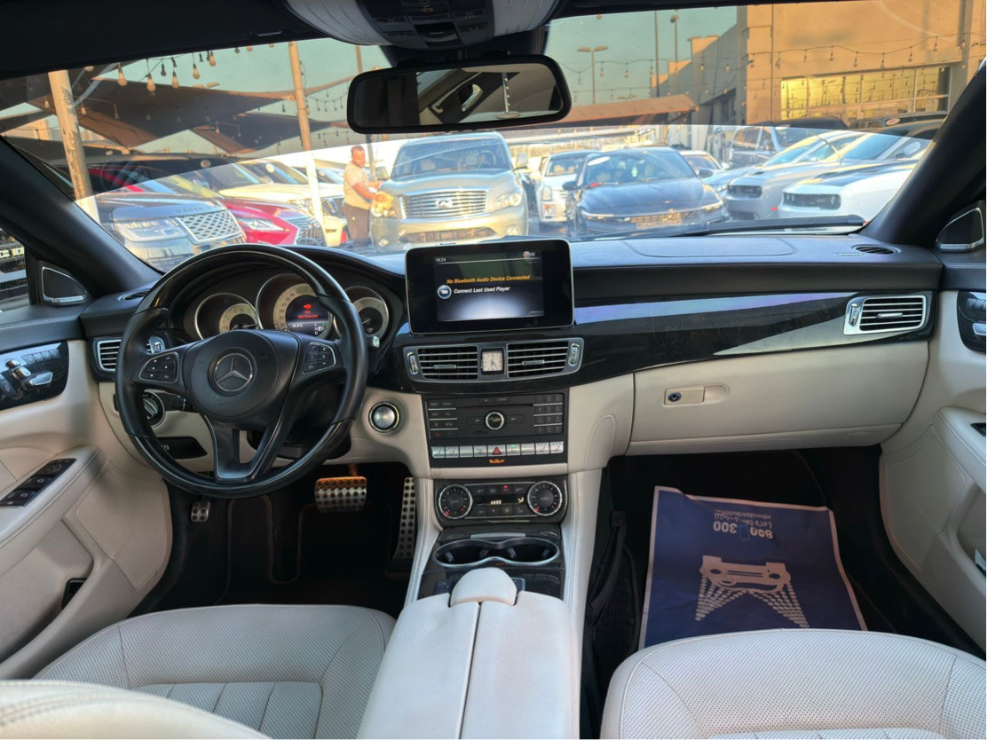 Mercedes Benz CLS-Class - Image 9