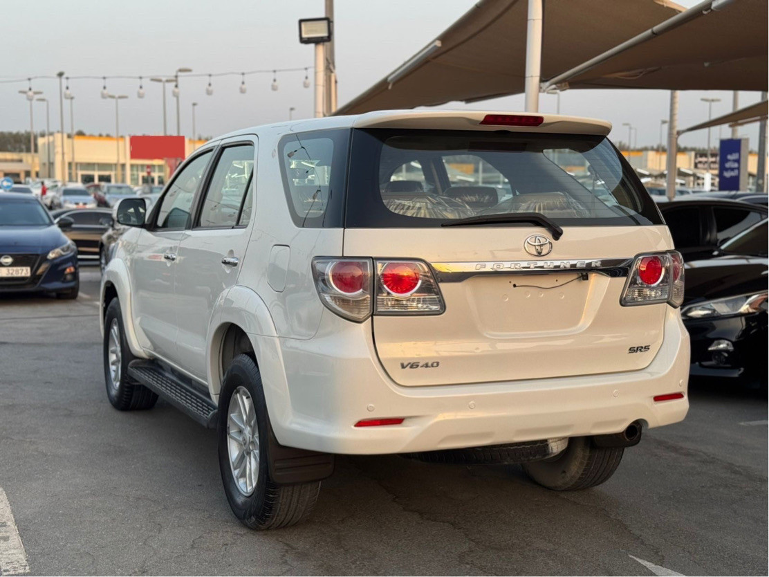 Toyota Fortuner - Image 3