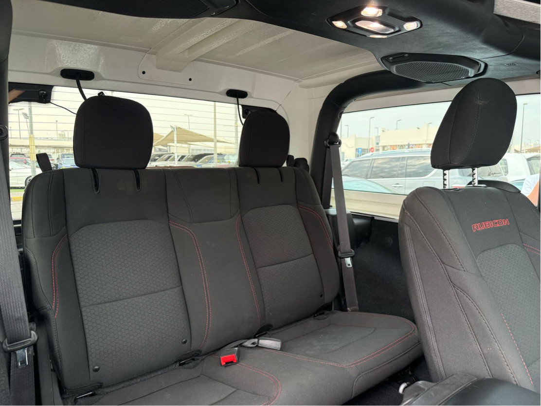 Jeep Wrangler - Image 11