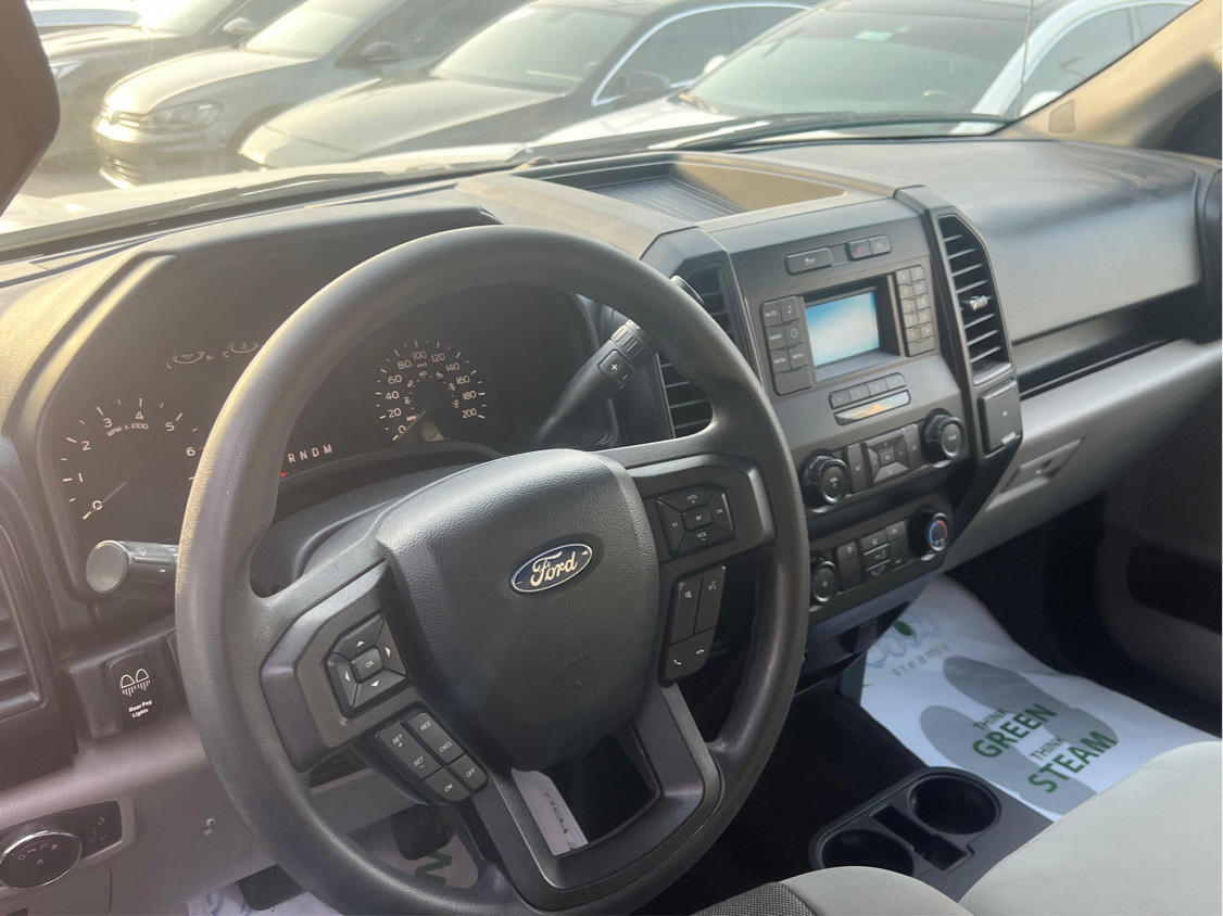 Ford F-Series Pickup - Image 9
