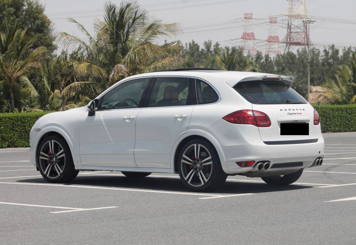 Porsche Cayenne - Image 3