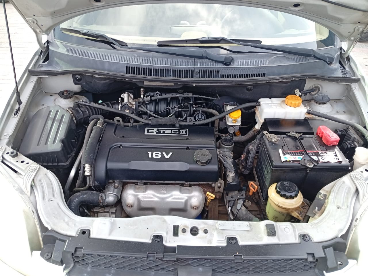 Chevrolet Aveo - Image 12