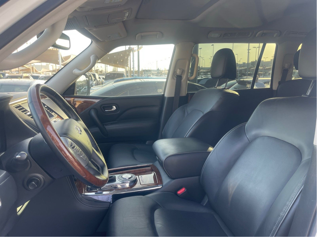 Infiniti QX80 - Image 6