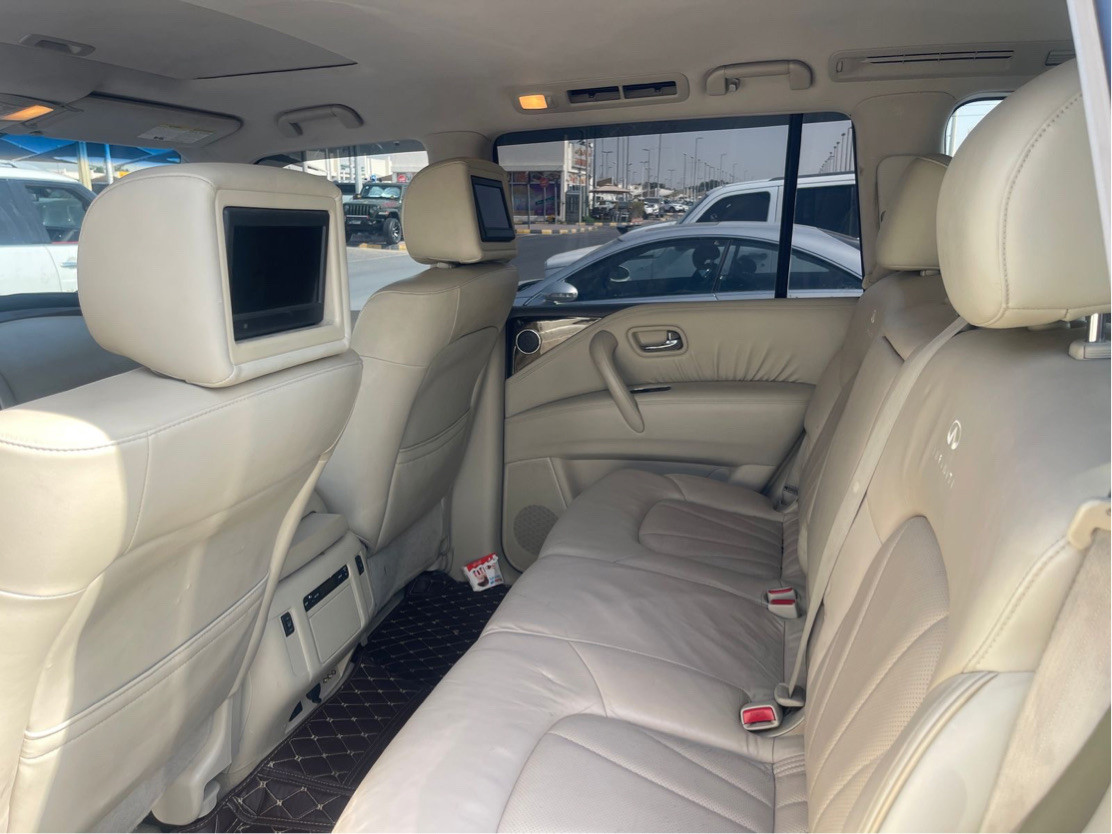 Infiniti QX56 - Image 12