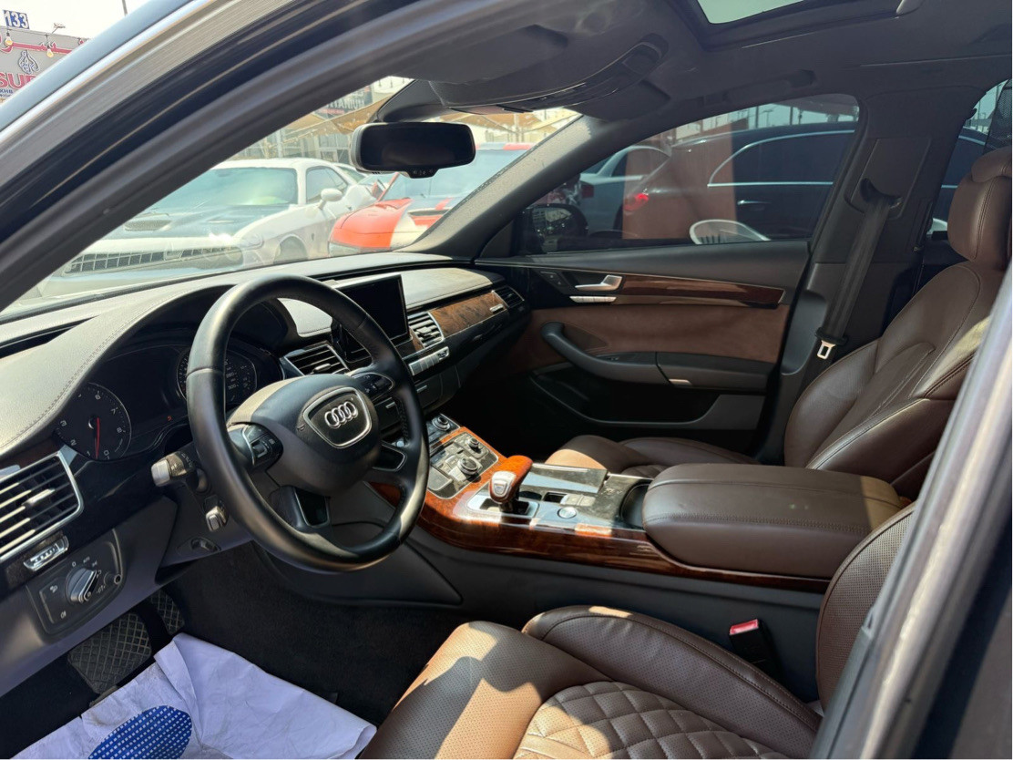 Audi A8 - Image 9