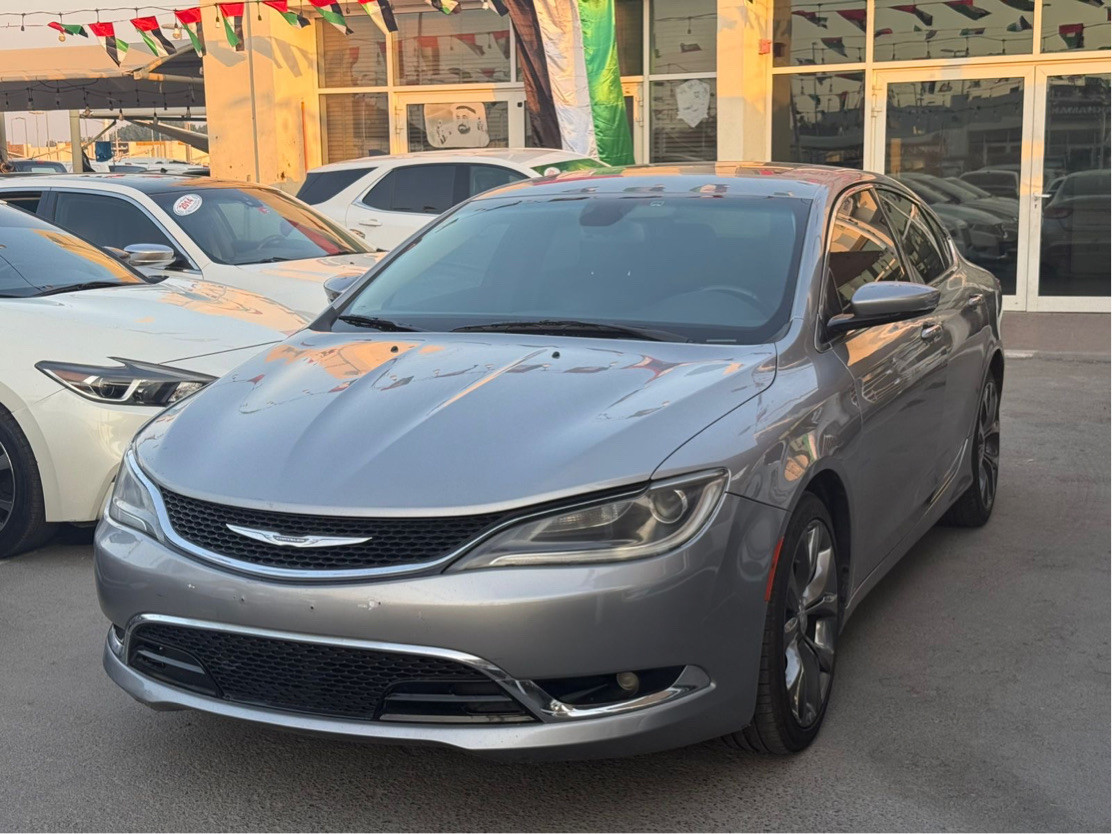 Chrysler 200/200C EV - Image 4