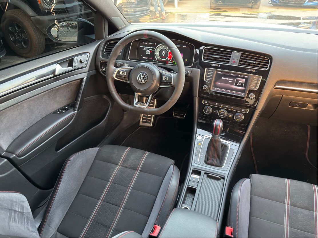 Volkswagen GTI - Image 10
