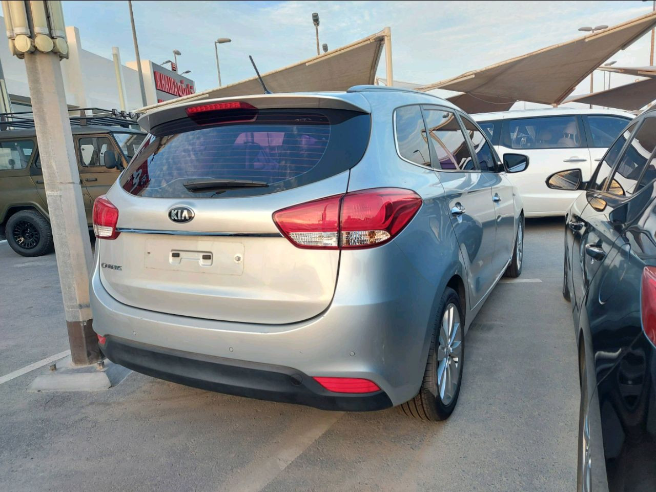 KIA Carens - Image 2