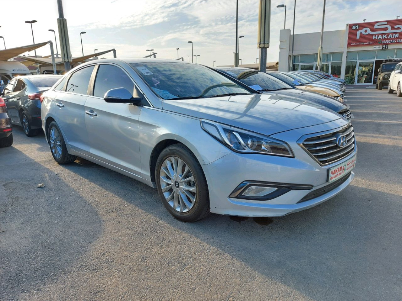 Hyundai Sonata - Image 2