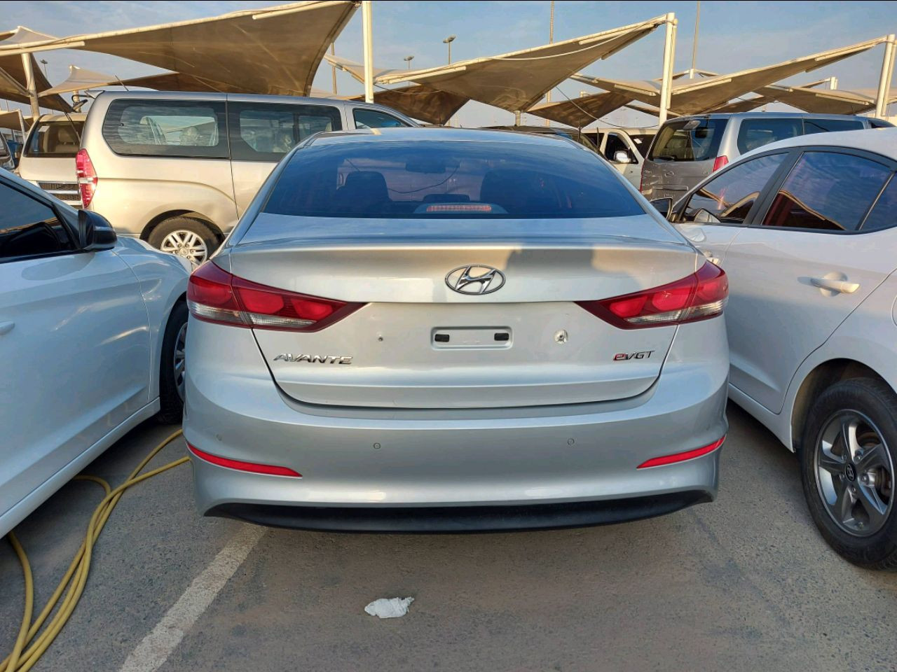Hyundai Avante - Image 3