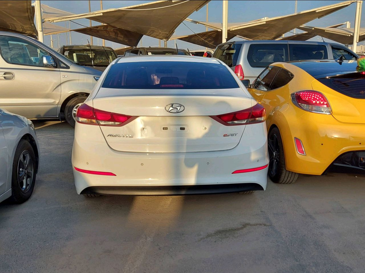 Hyundai Avante - Image 3