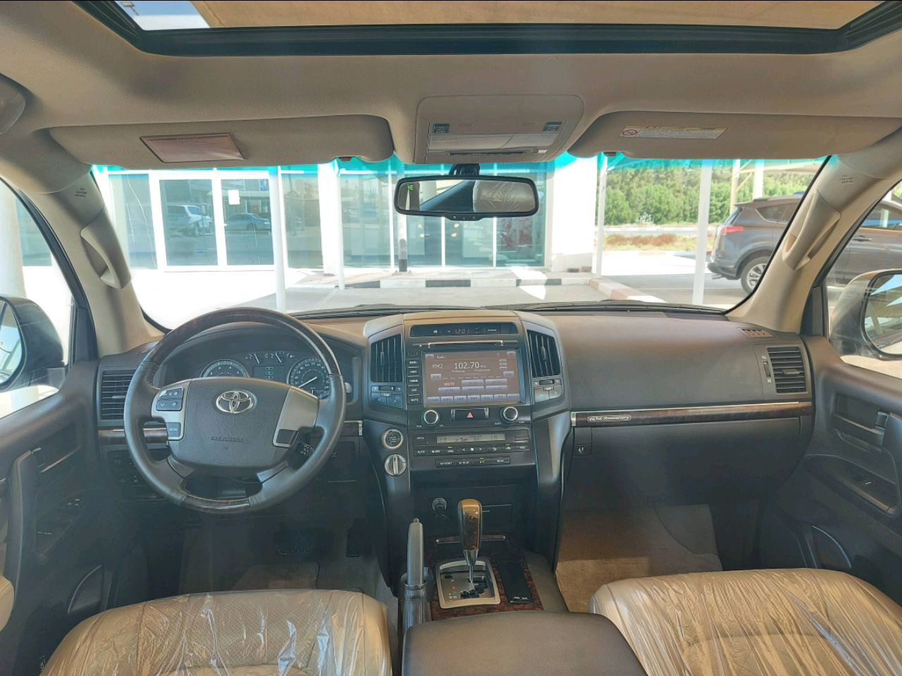 Toyota Land Cruiser - Image 6