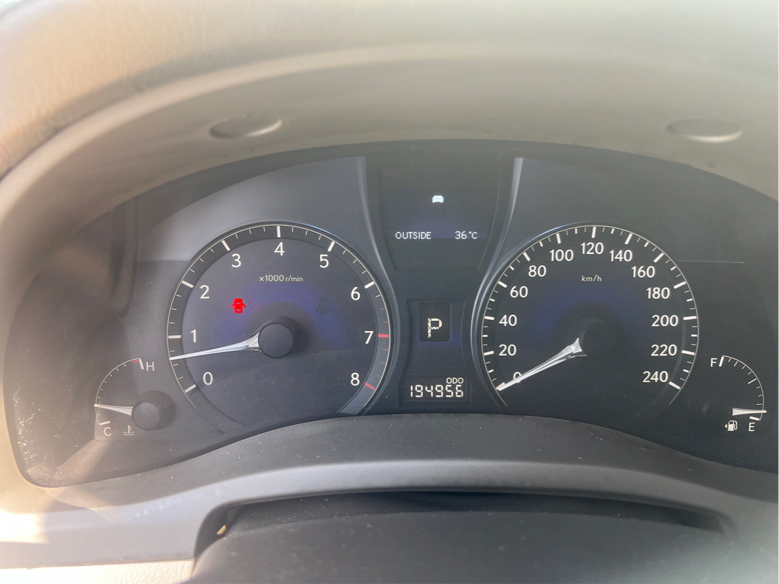 Lexus RX-Series - Image 2