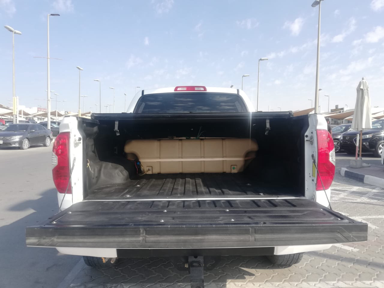 Toyota Tundra - Image 4