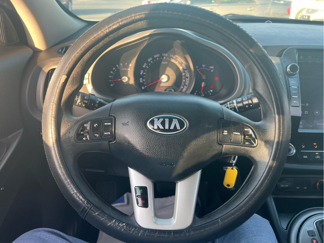 KIA Sportage - Image 12