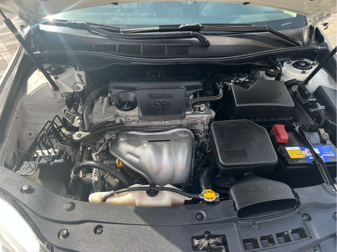 Toyota Camry - Image 7