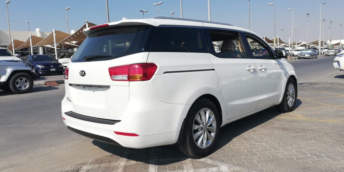 KIA Carnival - Image 16