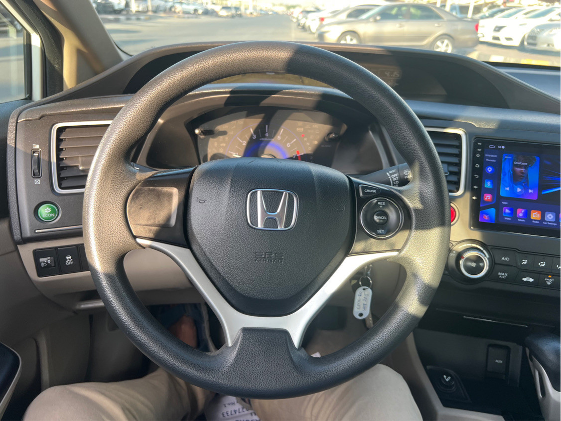 Honda Civic - Image 12