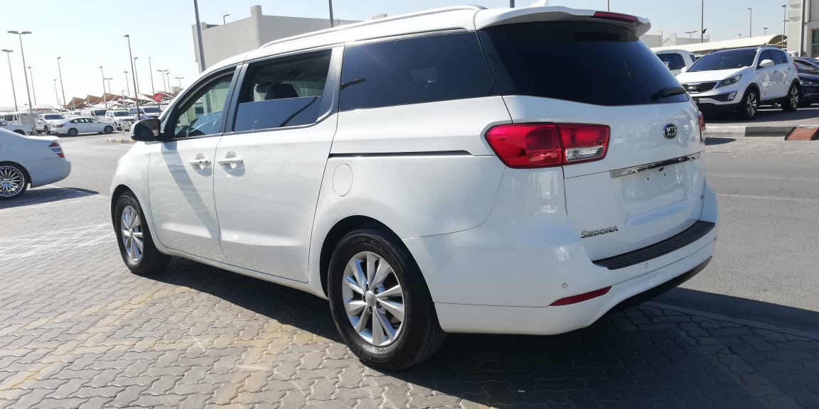 KIA Sedona - Image 28