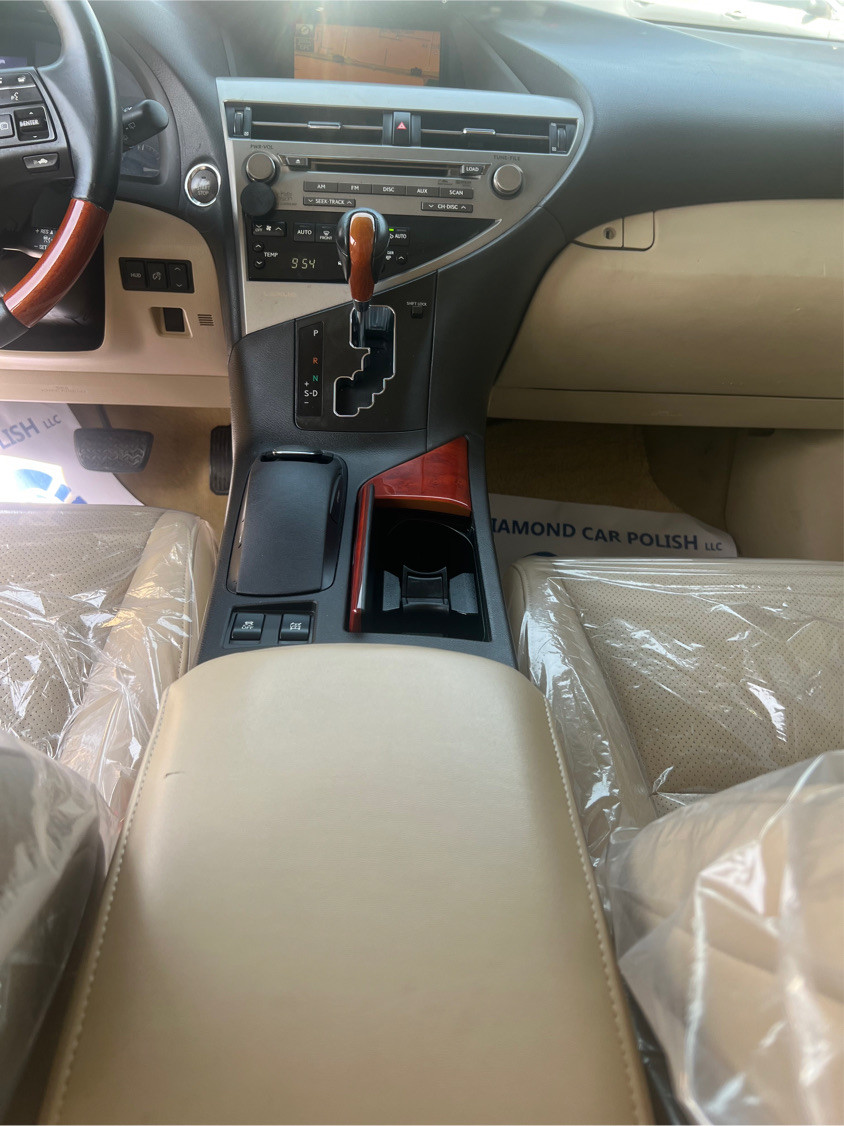 Lexus RX-Series - Image 3