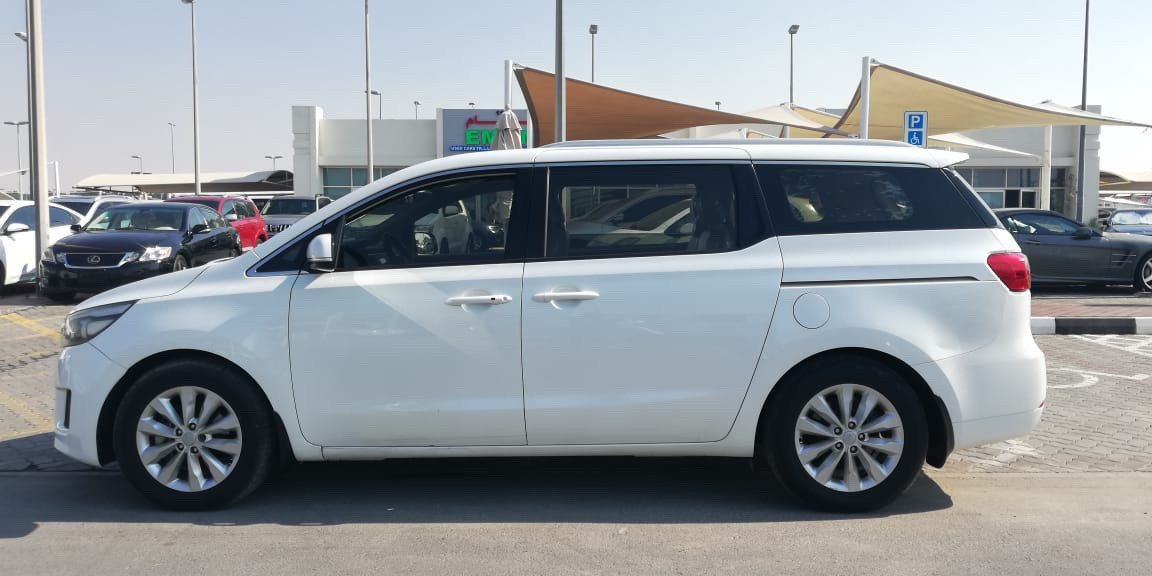 KIA Carnival - Image 3